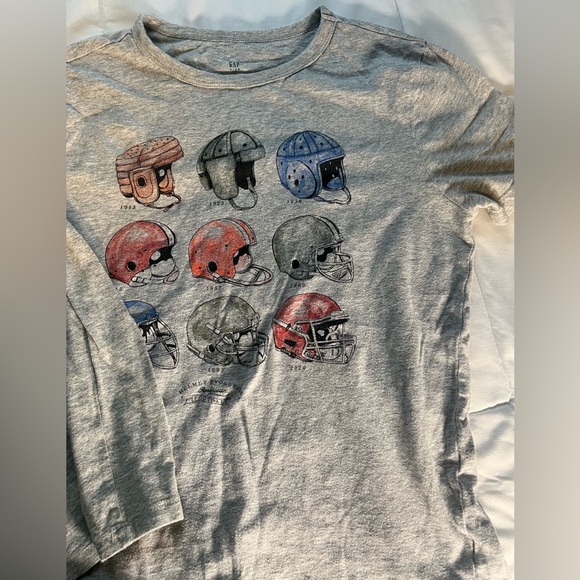 Gap Boys Cotton Long Sleeve and Short Sleeve football tee’s 2 in set - Picture 2 of 3